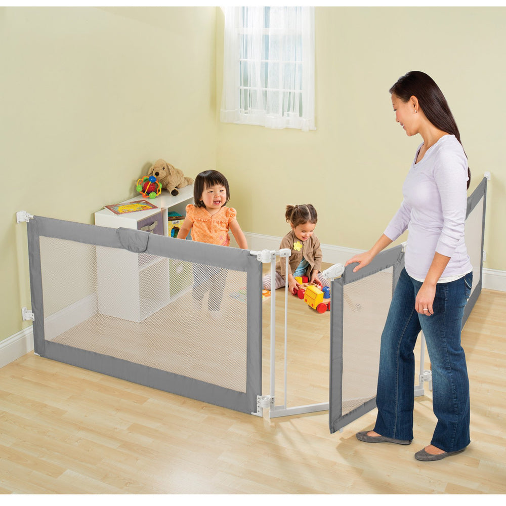 Summer Infant Extra Wide Baby Gate & Playard