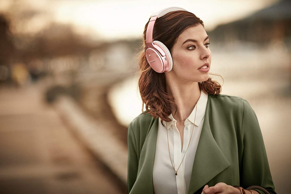 Bose QuietComfort 35 II Wireless Bluetooth Headphones, Noise-Cancelling, with Alexa voice control - Black