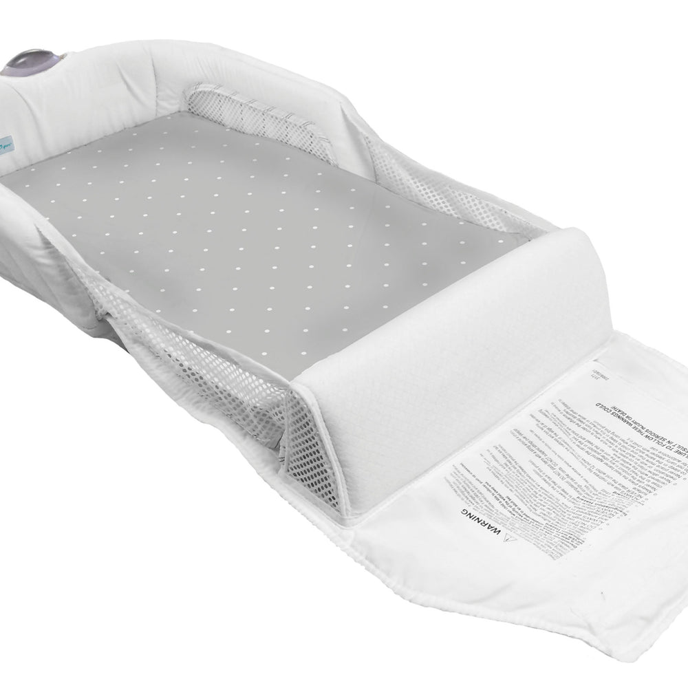 The First Years Cozy Baby Sleeper, Portable and Washable Infant Bed And Cosleeper