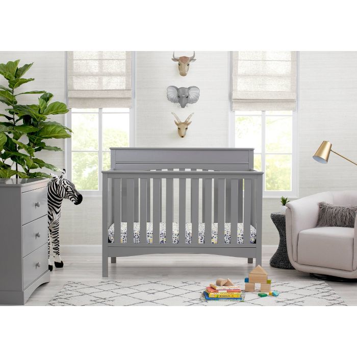 Delta Children Skylar 4-in-1 Convertible Crib