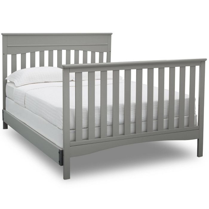 Delta Children Skylar 4-in-1 Convertible Crib