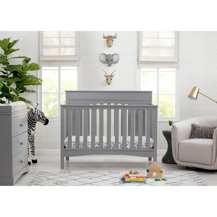 Delta Children Skylar 4-in-1 Convertible Crib