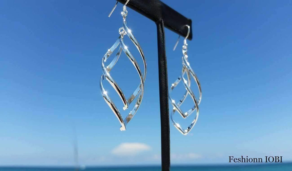 Sterling Silver Interlocking Diamond Spirals Earrings