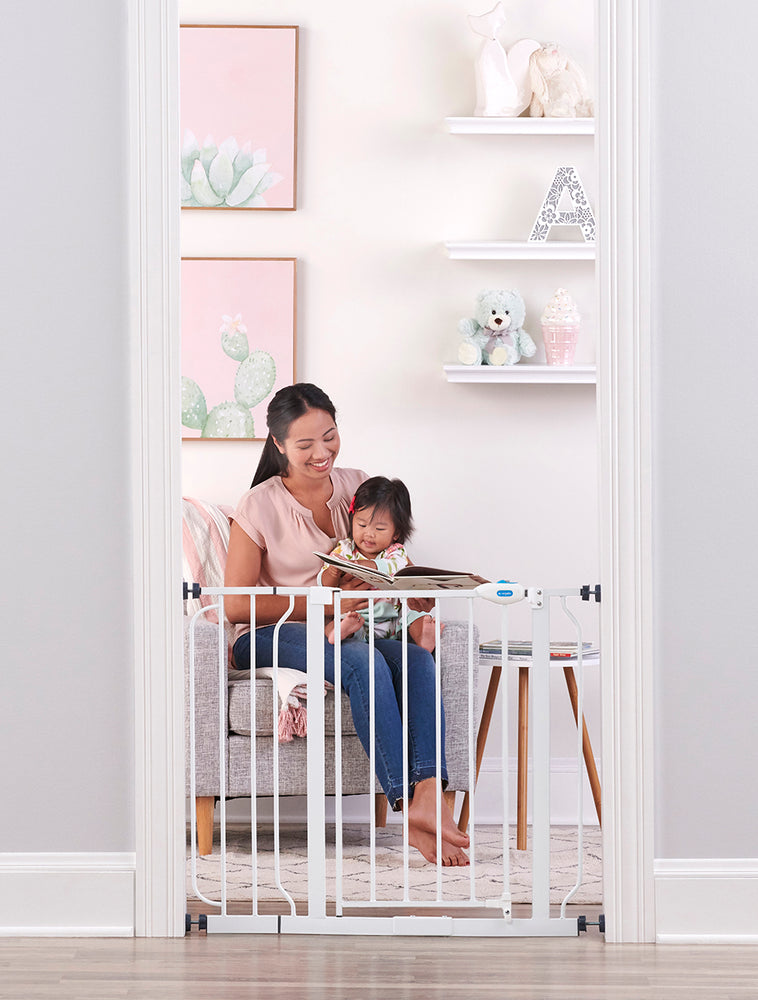 Regalo Extra Wide Baby Gate, 29